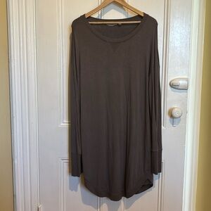 Athleta long sleeve “sweatshirt” dress scoop neck size medium